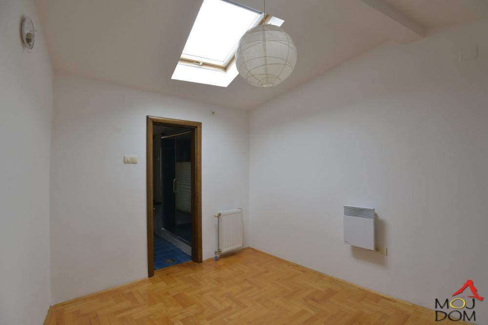 Slika 7 - Stan,NOVI SAD,CENTAR,kv: 138, € 369600, ID: 1018802