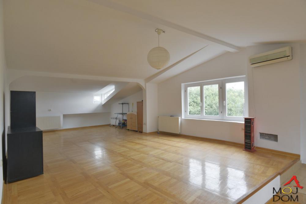 Slika 1 - Stan,NOVI SAD,CENTAR,kv: 138, € 369600, ID: 1018802