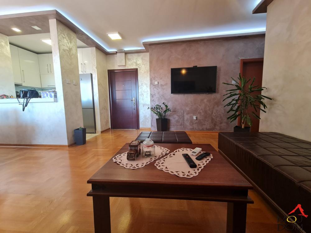 Slika 1 - Stan,NOVI SAD,DETELINARA,kv: 107, € 206000, ID: 1026840