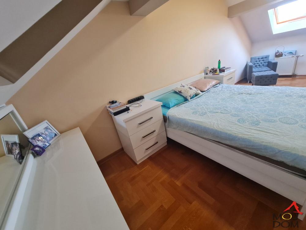 Slika 10 - Stan,NOVI SAD,DETELINARA,kv: 107, € 206000, ID: 1026840