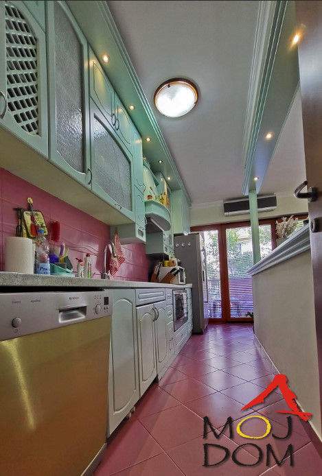 Slika 7 - Stan,NOVI SAD,CENTAR,kv: 163, € 556000, ID: 1027410