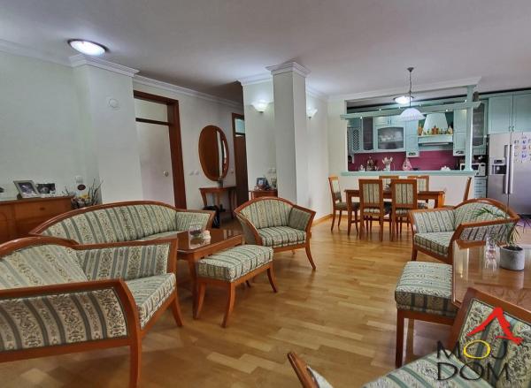 Slika 1 - Stan,NOVI SAD,CENTAR,kv: 163, € 556000, ID: 1027410