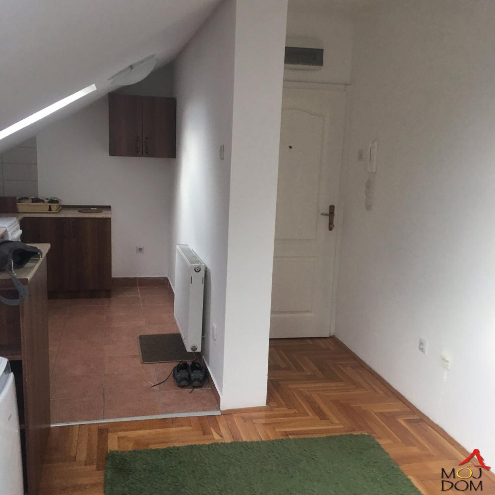 Slika 6 - Stan,NOVI SAD,ŠARENGRAD,kv: 50, € 82400, ID: 1028823