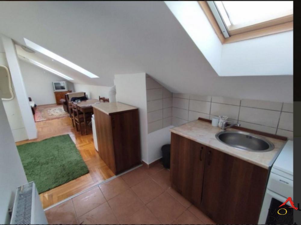 Slika 4 - Stan,NOVI SAD,ŠARENGRAD,kv: 50, € 82400, ID: 1028823