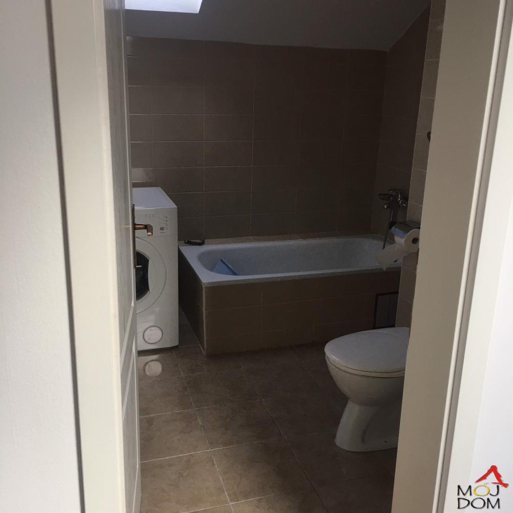 Slika 9 - Stan,NOVI SAD,ŠARENGRAD,kv: 50, € 82400, ID: 1028823