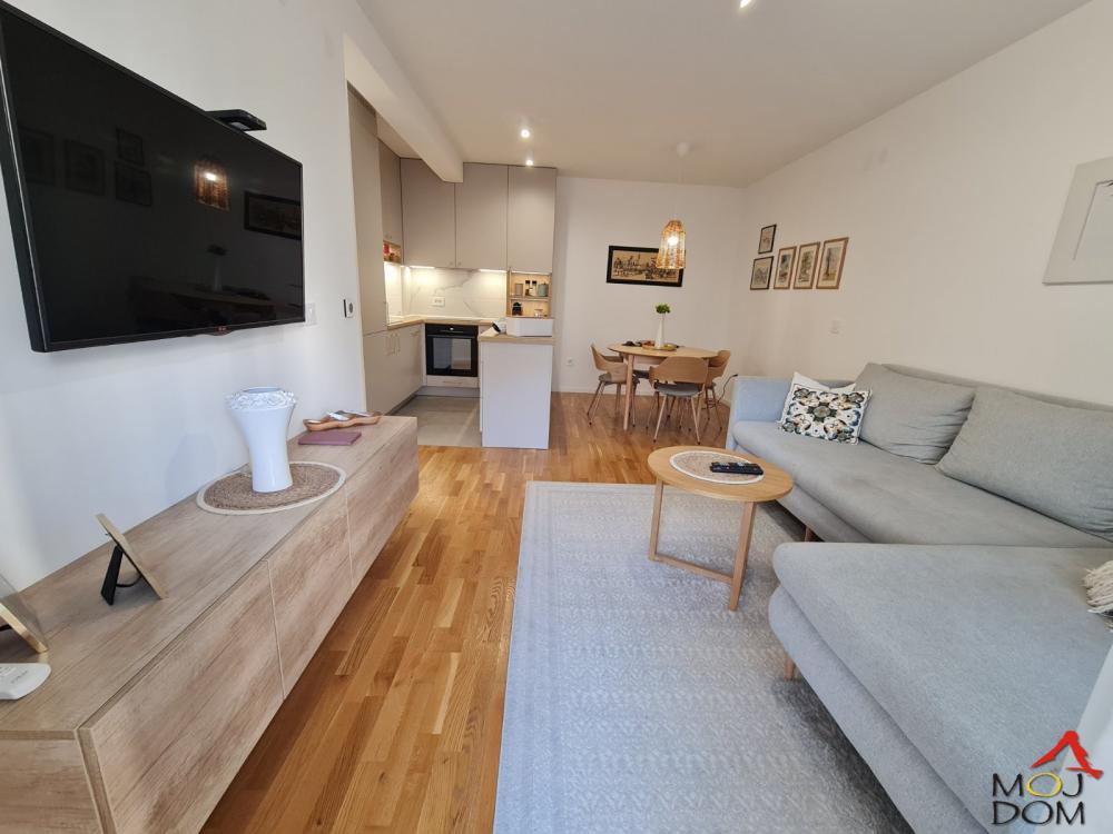 Slika 1 - Stan,NOVI SAD,ŠONSI,kv: 58, € 206000, ID: 1029097