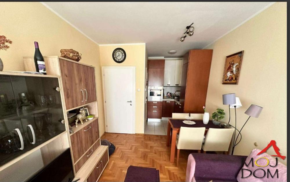 Slika 3 - Stan,NOVI SAD,NOVA DETELINARA,kv: 41, € 128750, ID: 1029428