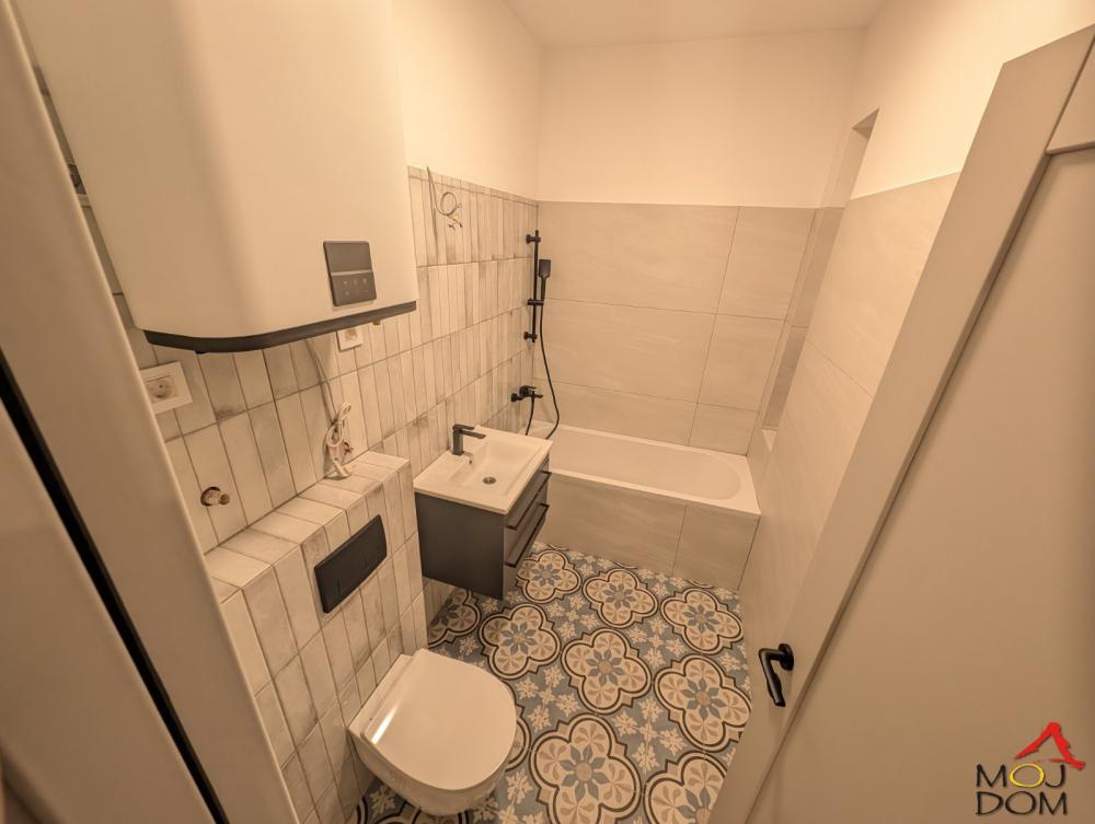 Slika 9 - Stan,NOVI SAD,CENTAR,kv: 85, € 306400, ID: 1029951