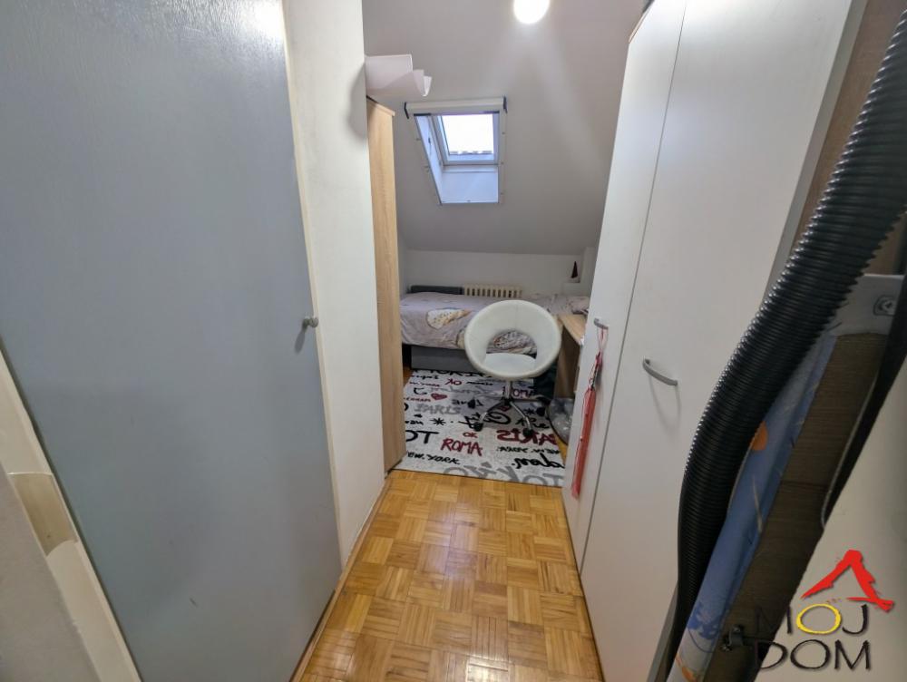 Slika 9 - Stan,NOVI SAD,ŠONSI,kv: 57, € 139000, ID: 1030343