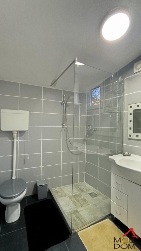 Slika 9 - Stan,NOVI SAD,CARA DUŠANA,kv: 22, € 66950, ID: 1029649