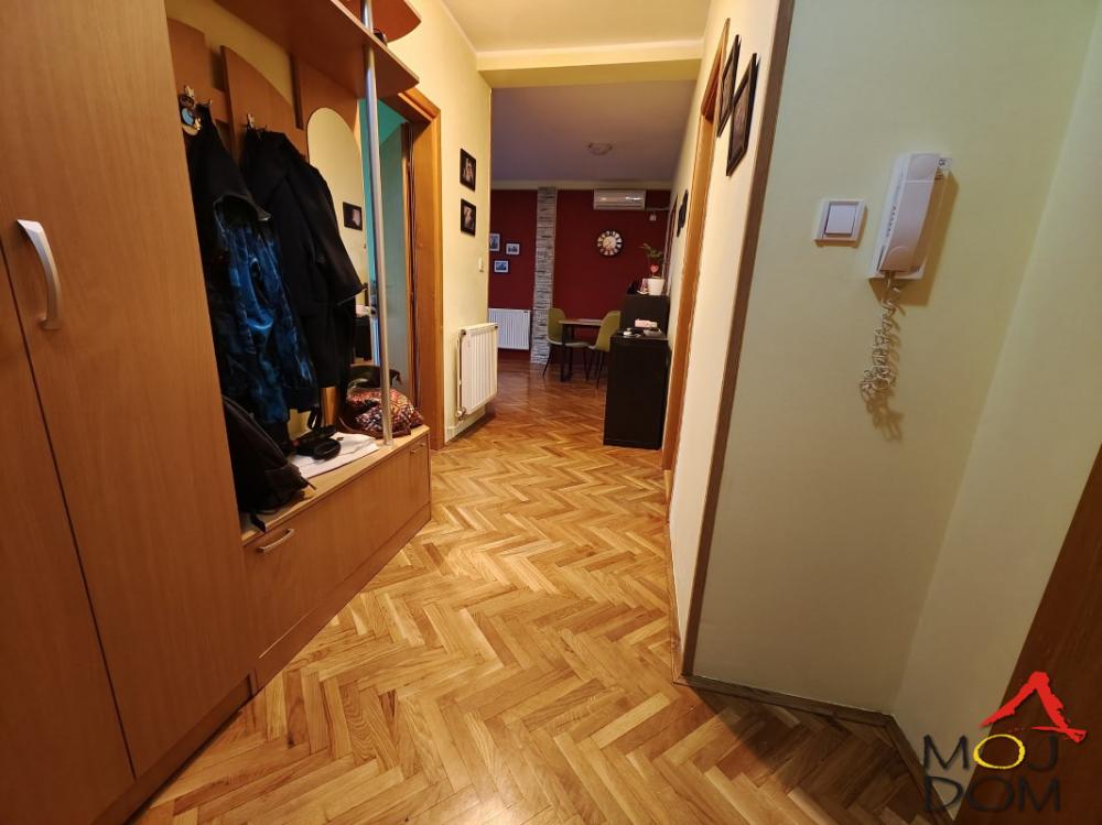 Slika 8 - Stan,NOVI SAD,NOVA DETELINARA,kv: 41, € 92700, ID: 1030649
