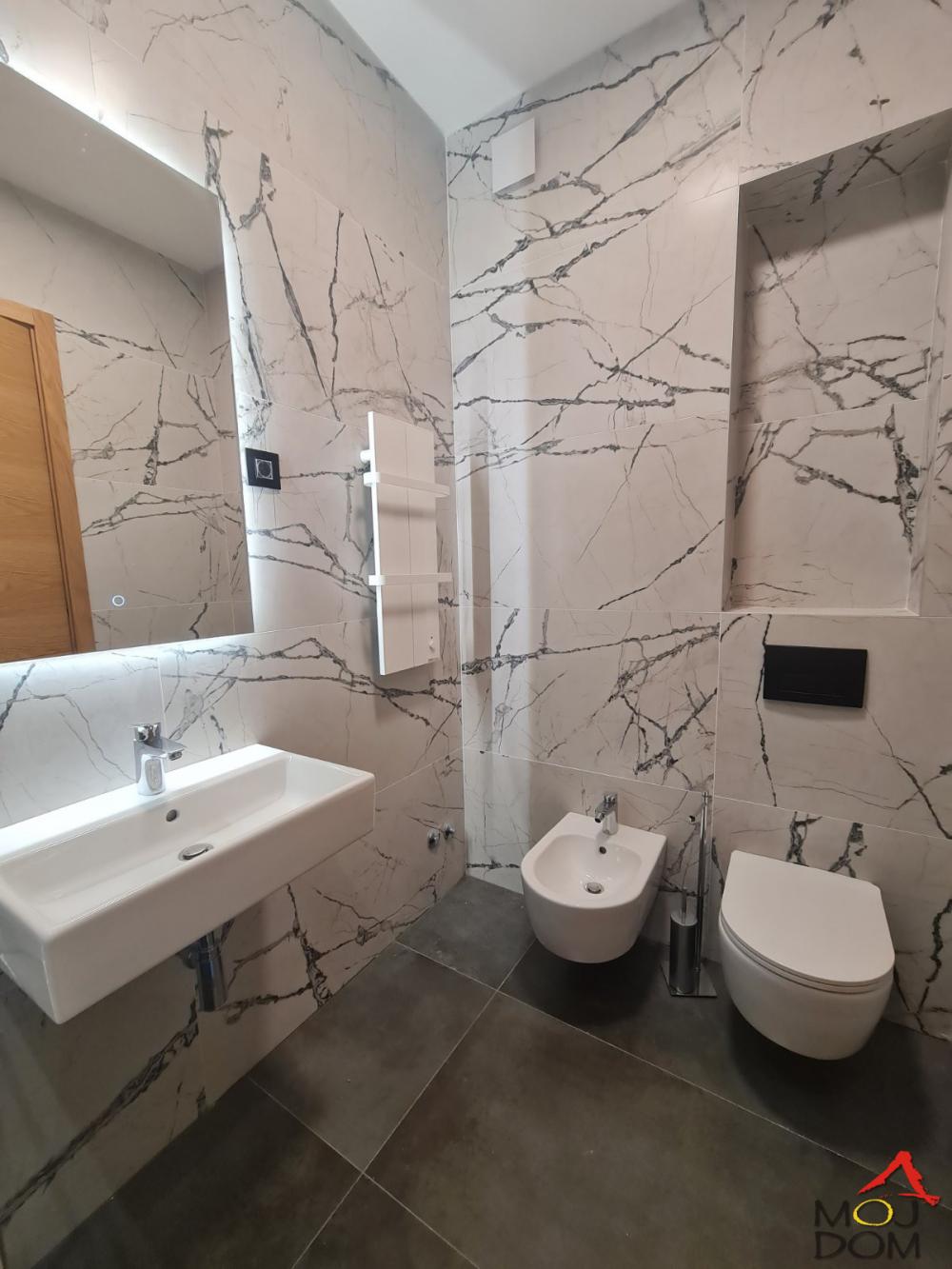 Slika 6 - Stan,NOVI SAD,CARA DUŠANA,kv: 83, € 311300, ID: 1027475