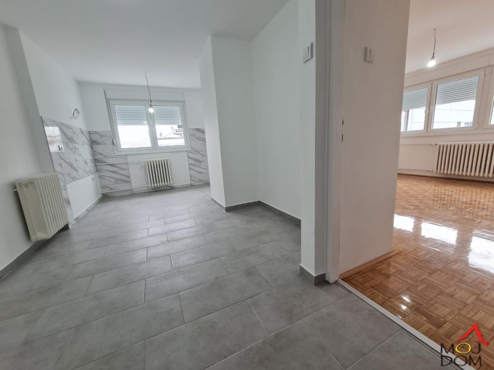 Slika 3 - Stan,NOVI SAD,BULEVAR,kv: 63, € 161400, ID: 1029934