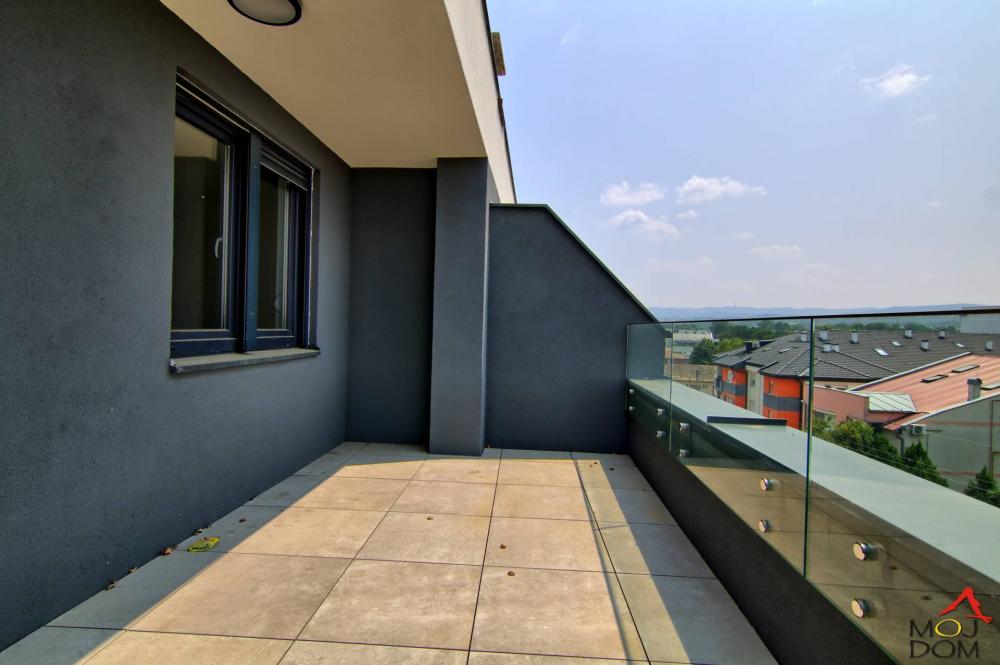 Slika 4 - Stan,NOVI SAD,TELEP,kv: 78, € 164000, ID: 1030660