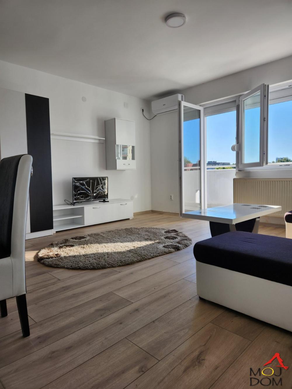 Slika 4 - Stan,NOVI SAD,GRBAVICA,kv: 51, € 157600, ID: 1030683