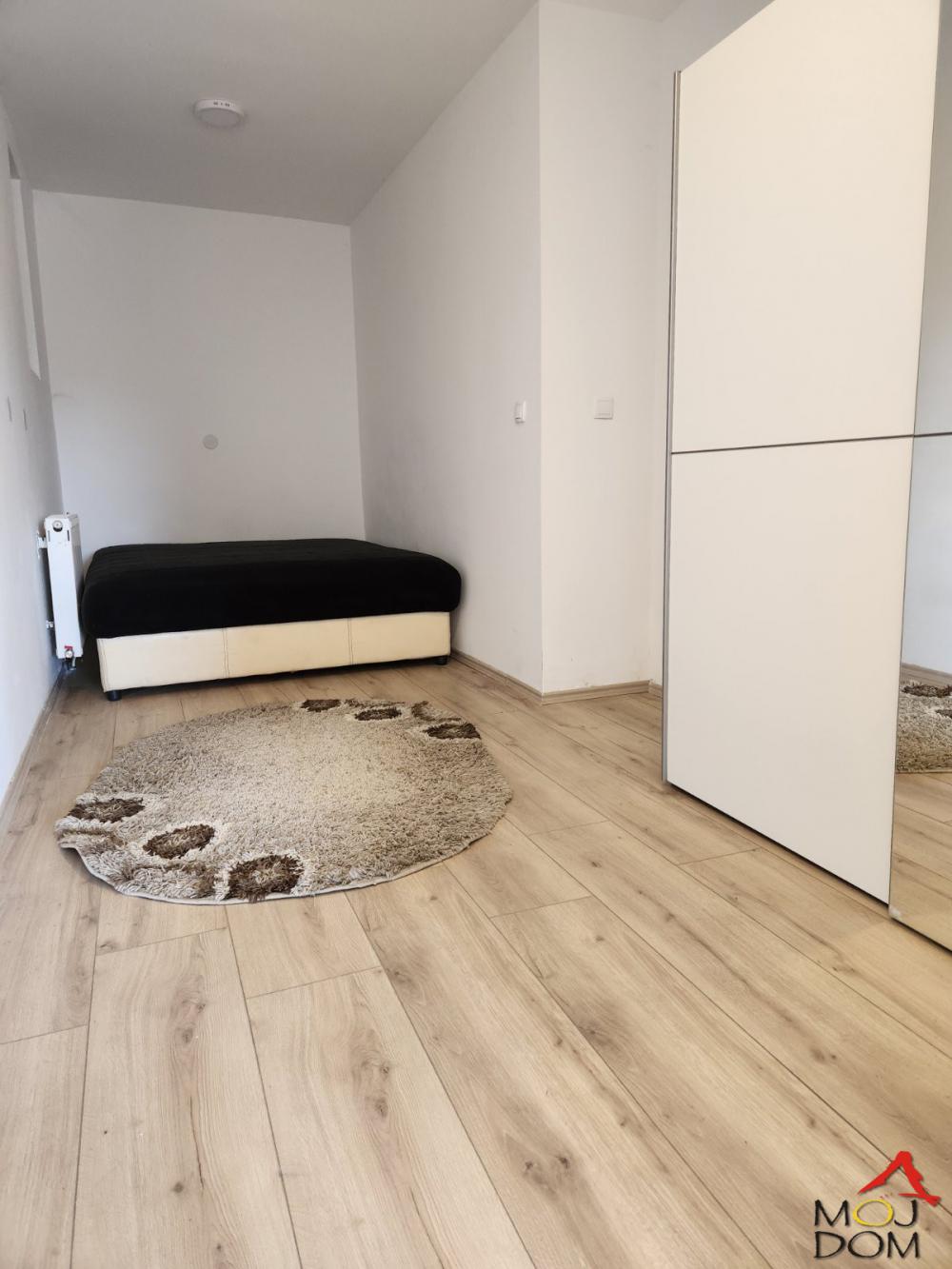 Slika 9 - Stan,NOVI SAD,GRBAVICA,kv: 51, € 157600, ID: 1030683