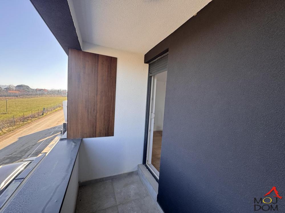 Slika 9 - Stan,PETROVARADIN,PETROVARADIN,kv: 72, € 162950, ID: 1030692