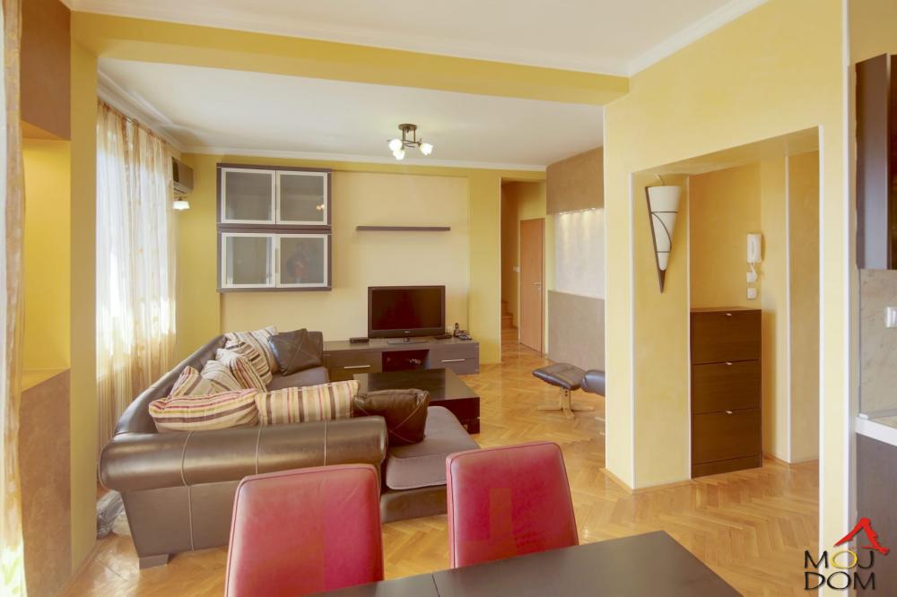 Slika 2 - Stan,NOVI SAD,CENTAR,kv: 119, € 215250, ID: 1017612