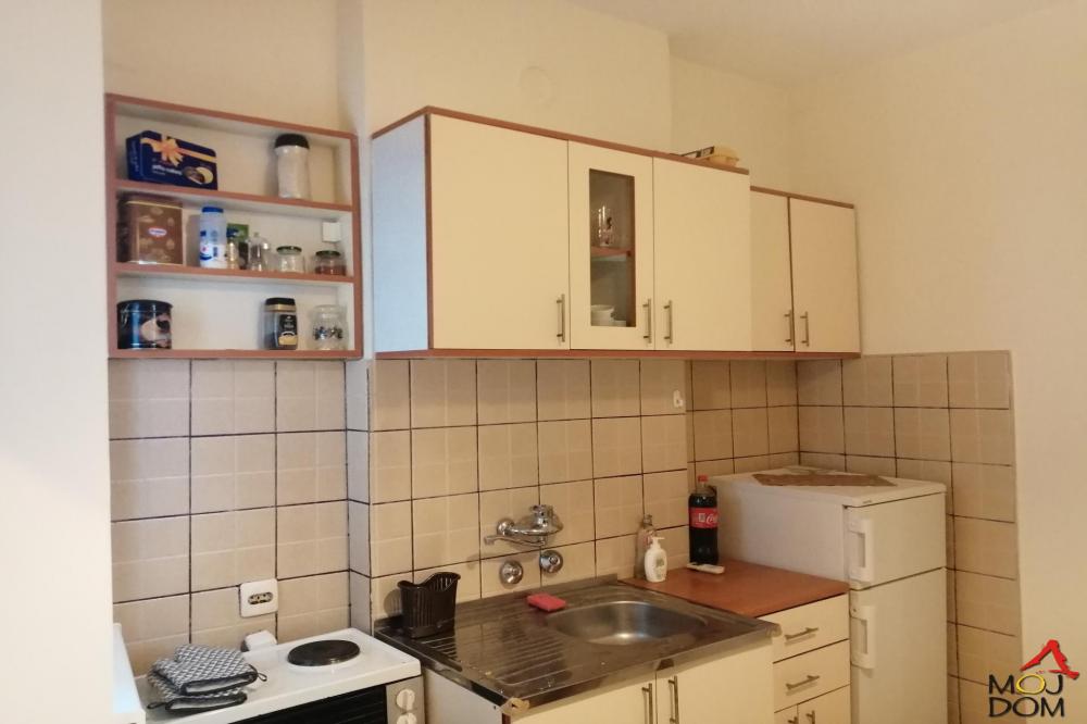 Slika 6 - Stan,NOVI SAD,FUTOŠKA,kv: 32, € 94750, ID: 1027828