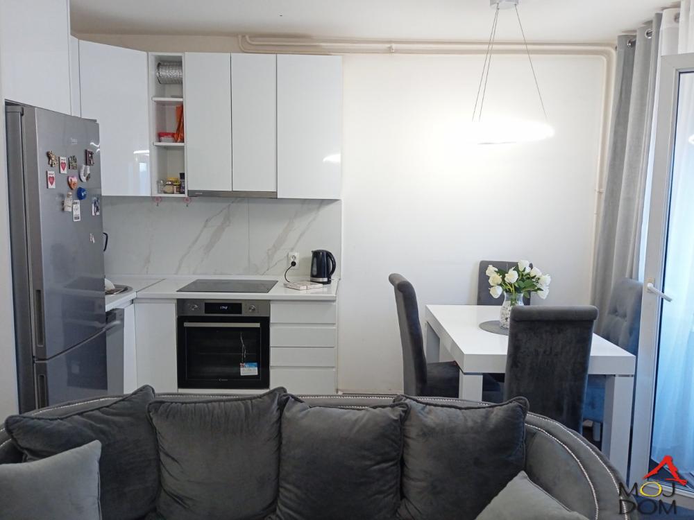 Slika 3 - Stan,NOVI SAD,NOVA DETELINARA,kv: 101, € 206000, ID: 1027825