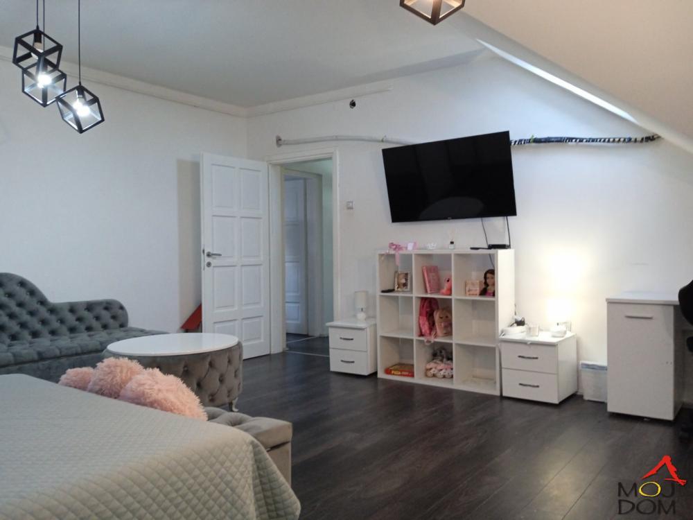 Slika 9 - Stan,NOVI SAD,NOVA DETELINARA,kv: 101, € 206000, ID: 1027825