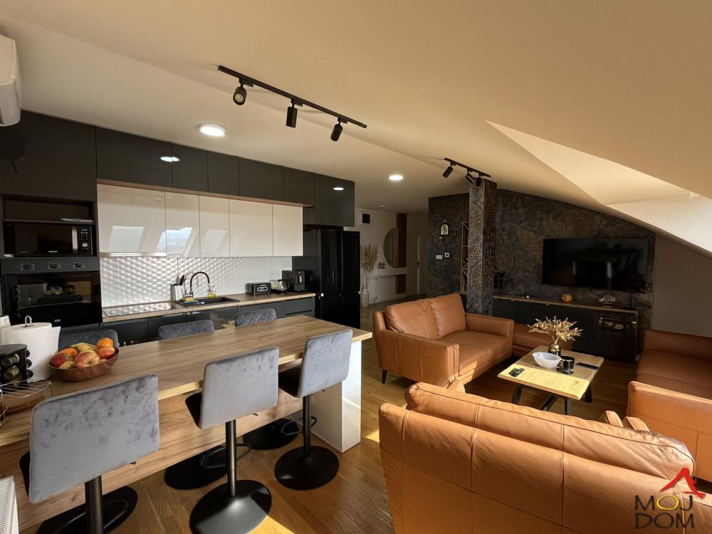 Slika 1 - Stan,NOVI SAD,SOMBORSKI BULEVAR,kv: 113, € 247200, ID: 1027817