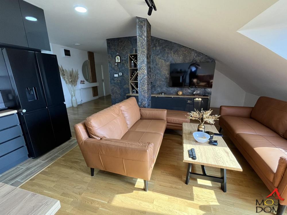 Slika 2 - Stan,NOVI SAD,SOMBORSKI BULEVAR,kv: 113, € 247200, ID: 1027817