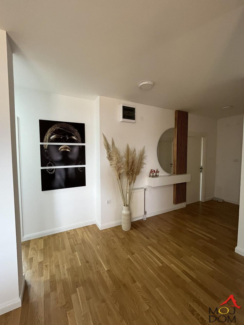 Slika 5 - Stan,NOVI SAD,SOMBORSKI BULEVAR,kv: 113, € 247200, ID: 1027817