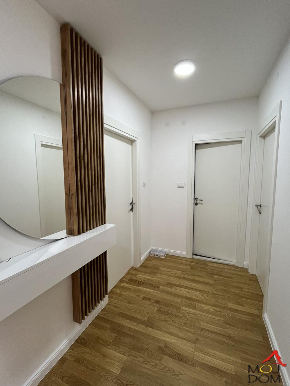 Slika 7 - Stan,NOVI SAD,SOMBORSKI BULEVAR,kv: 113, € 247200, ID: 1027817