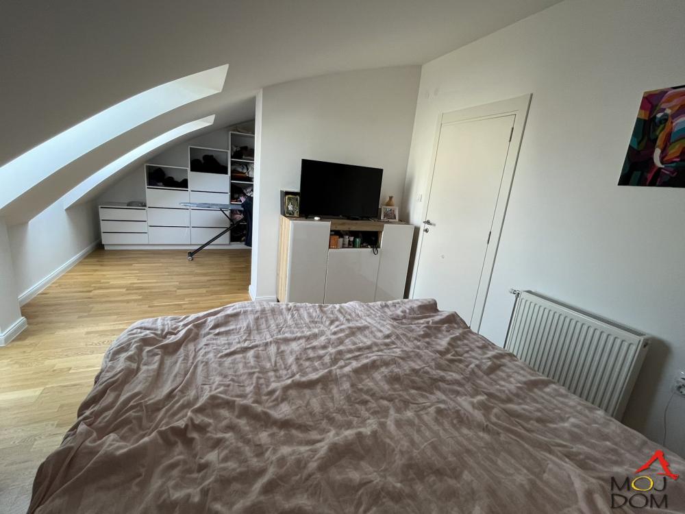 Slika 11 - Stan,NOVI SAD,SOMBORSKI BULEVAR,kv: 113, € 247200, ID: 1027817