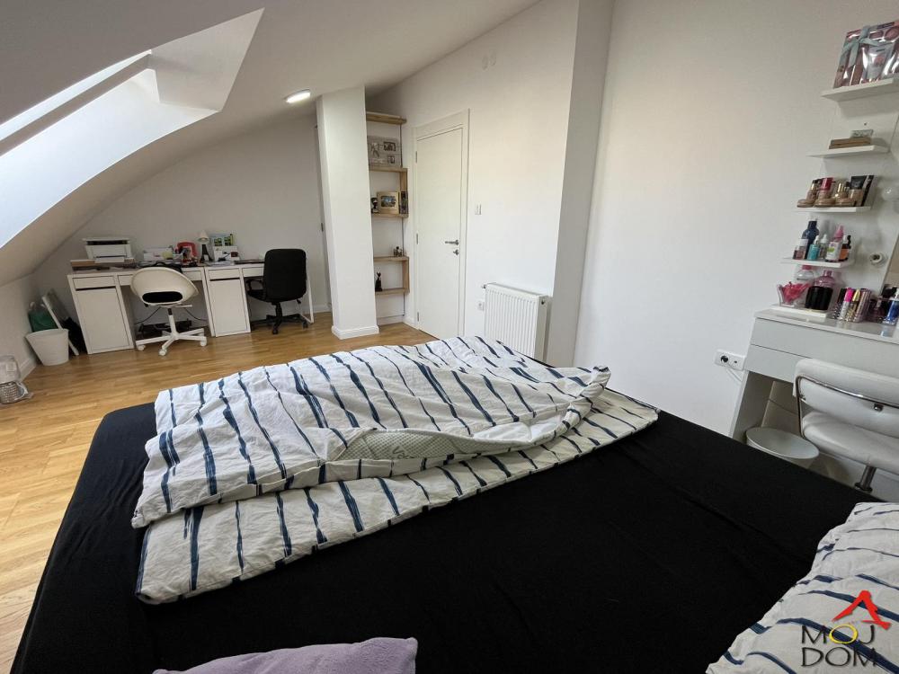 Slika 9 - Stan,NOVI SAD,SOMBORSKI BULEVAR,kv: 113, € 247200, ID: 1027817