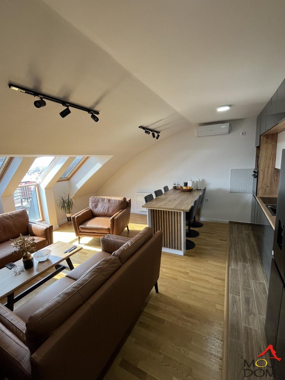 Slika 3 - Stan,NOVI SAD,SOMBORSKI BULEVAR,kv: 113, € 247200, ID: 1027817