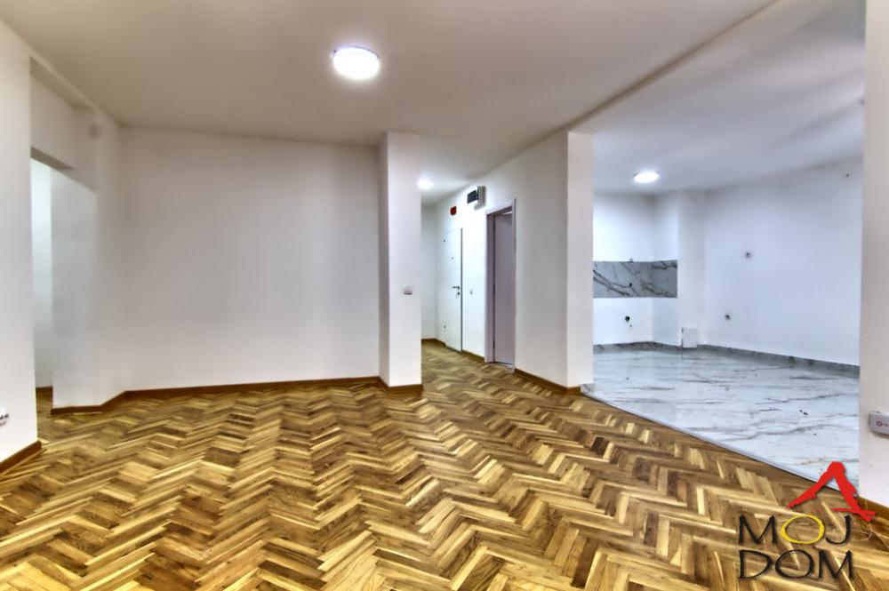 Slika 3 - Stan,NOVI SAD,CENTAR,kv: 98, € 339900, ID: 1027081