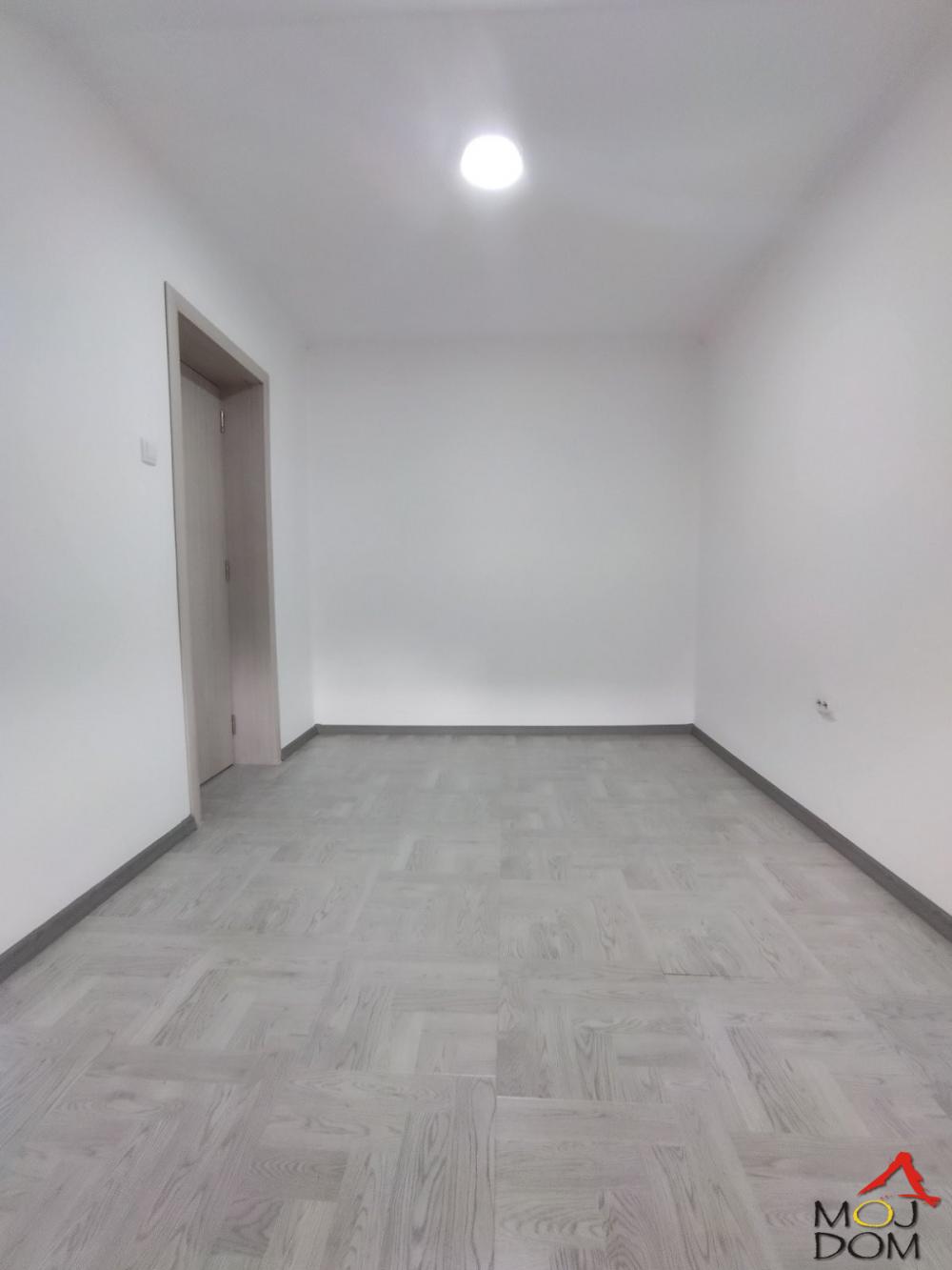 Slika 8 - Stan,NOVI SAD,KLISA,kv: 71, € 113300, ID: 1029671