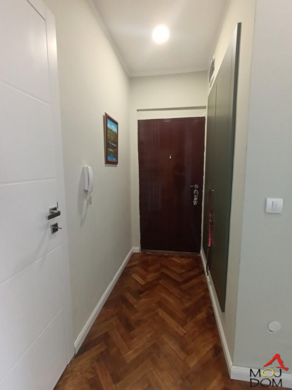 Slika 10 - Stan,NOVI SAD,GRBAVICA,kv: 52, € 147300, ID: 1030661