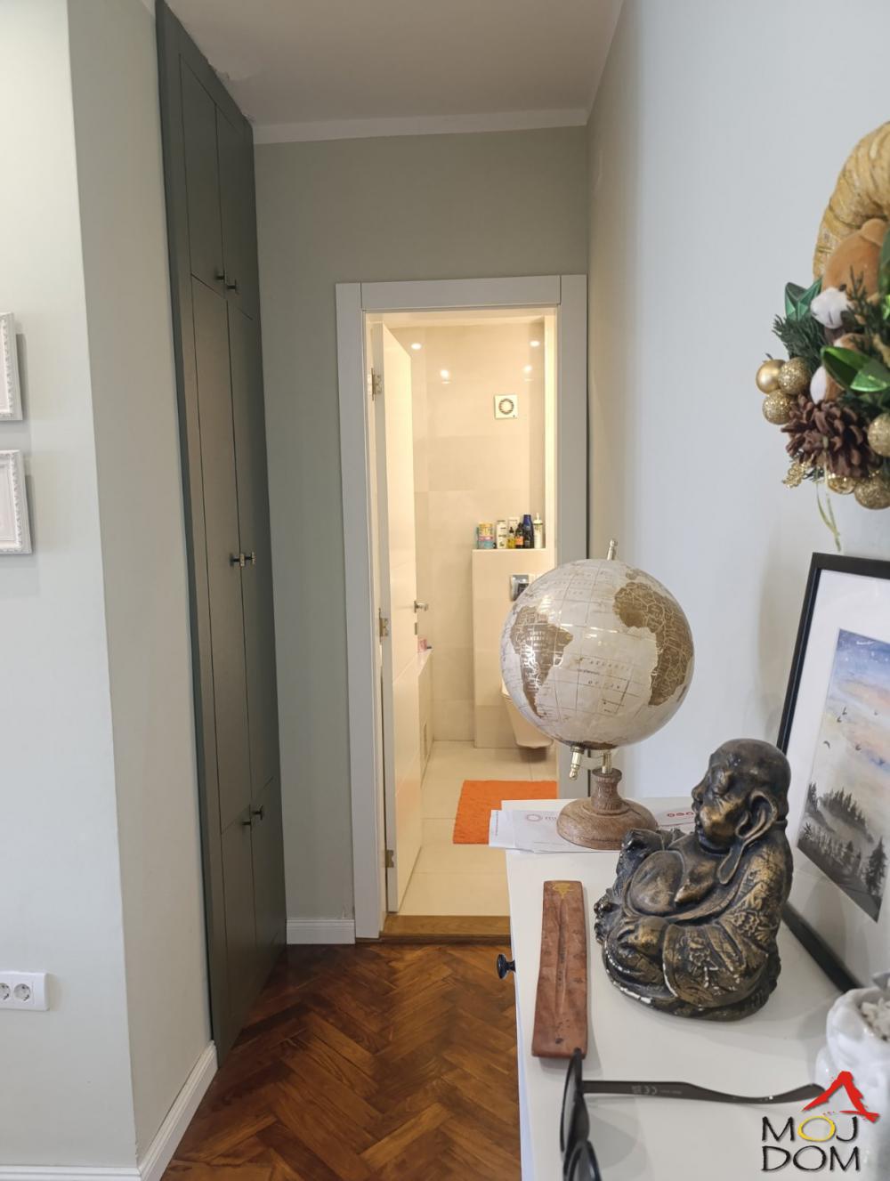 Slika 11 - Stan,NOVI SAD,GRBAVICA,kv: 52, € 147300, ID: 1030661