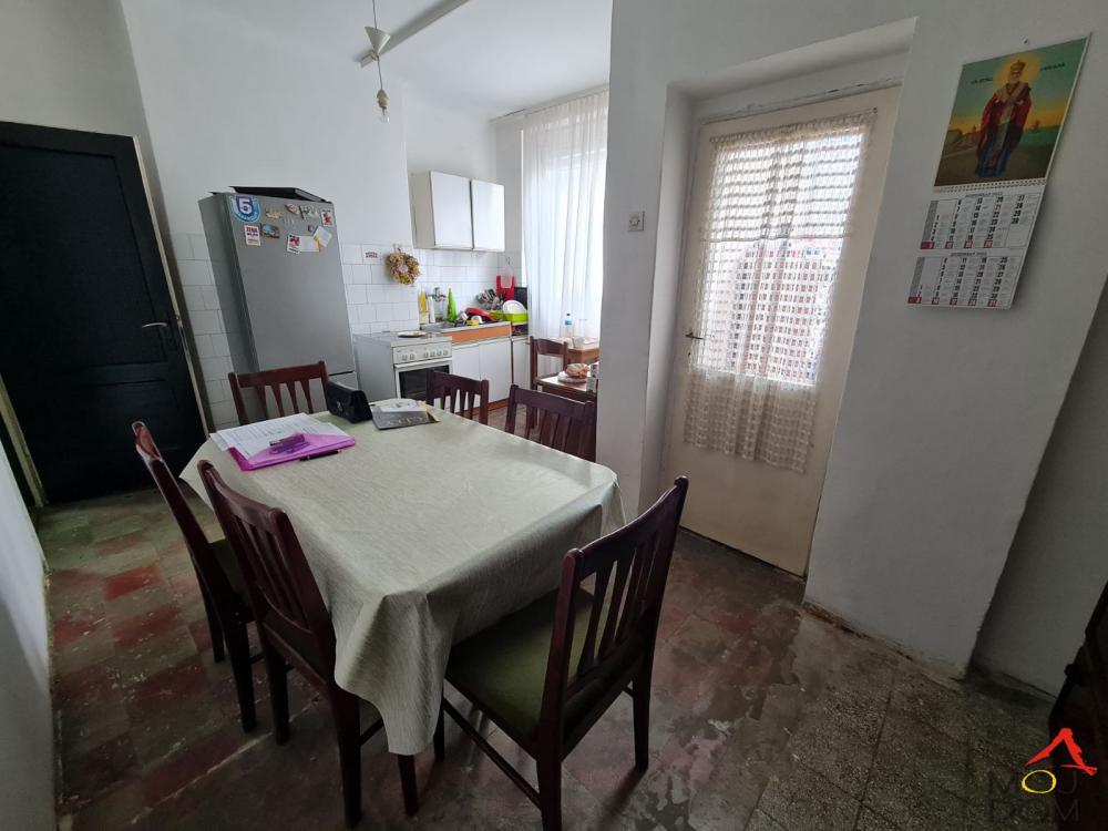 Slika 3 - Stan,NOVI SAD,KEJ,kv: 63, € 206000, ID: 1028013