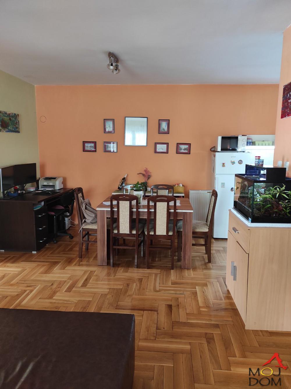 Slika 7 - Stan,NOVI SAD,SOCIJALNO,kv: 72, € 164800, ID: 1027861