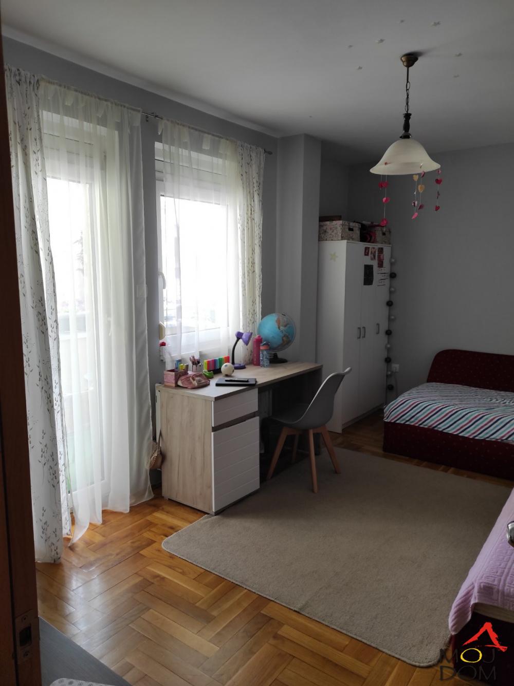 Slika 3 - Stan,NOVI SAD,SOCIJALNO,kv: 72, € 164800, ID: 1027861