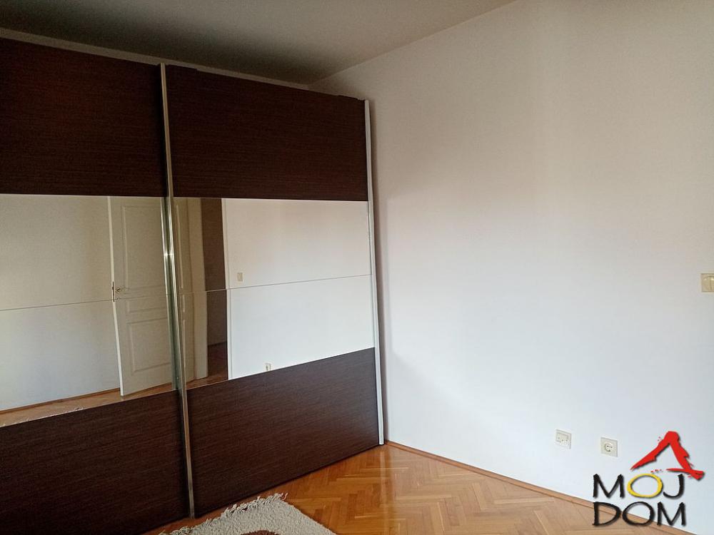 Slika 7 - Stan,NOVI SAD,BULEVAR,kv: 101, € 288400, ID: 1027829