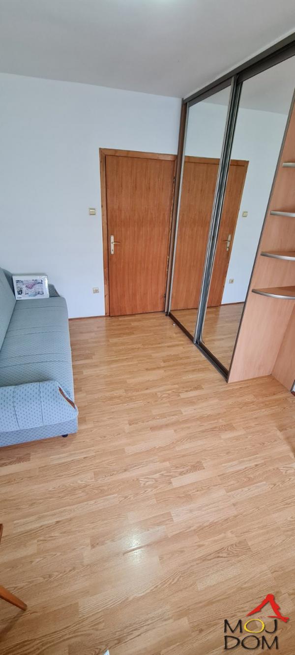 Slika 6 - Stan,NOVI SAD,STANICA,kv: 70, € 125000, ID: 1027657