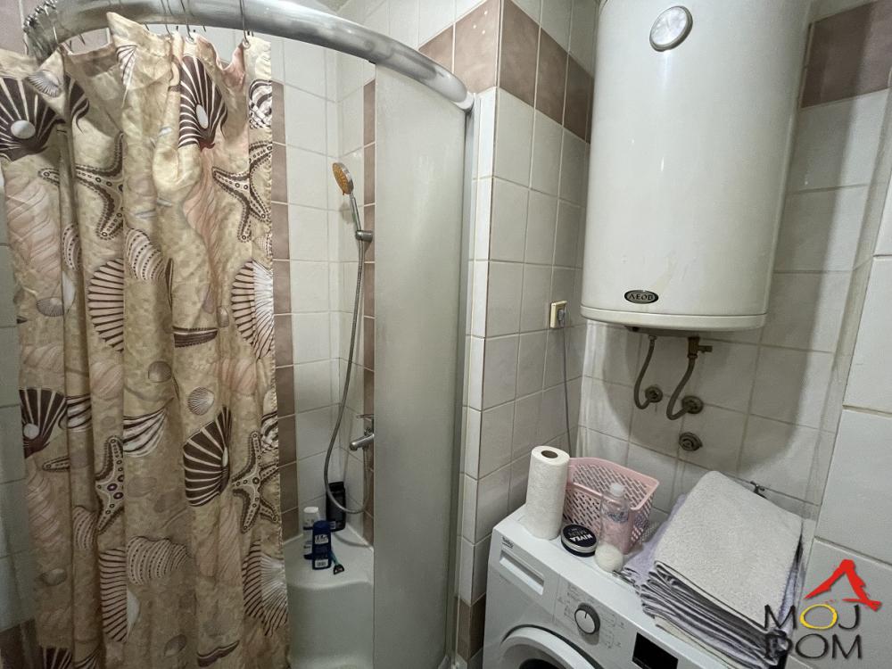 Slika 6 - Stan,NOVI SAD,GRBAVICA,kv: 53, € 152850, ID: 1030592