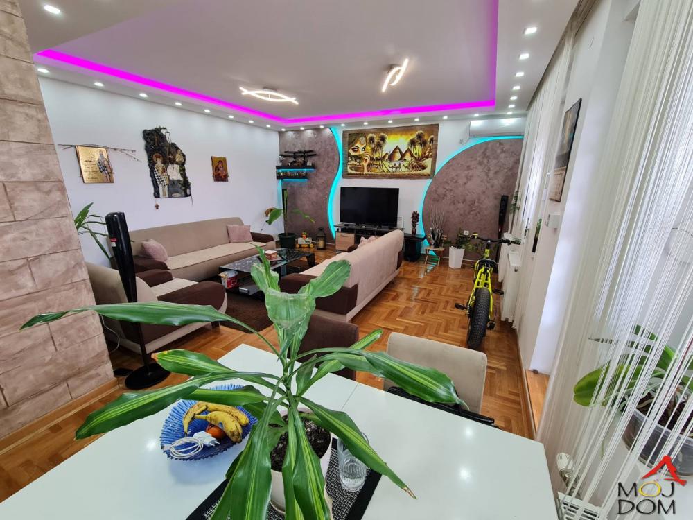 Slika 4 - Stan,NOVI SAD,SOMBORSKI BULEVAR,kv: 112, € 236900, ID: 1027770