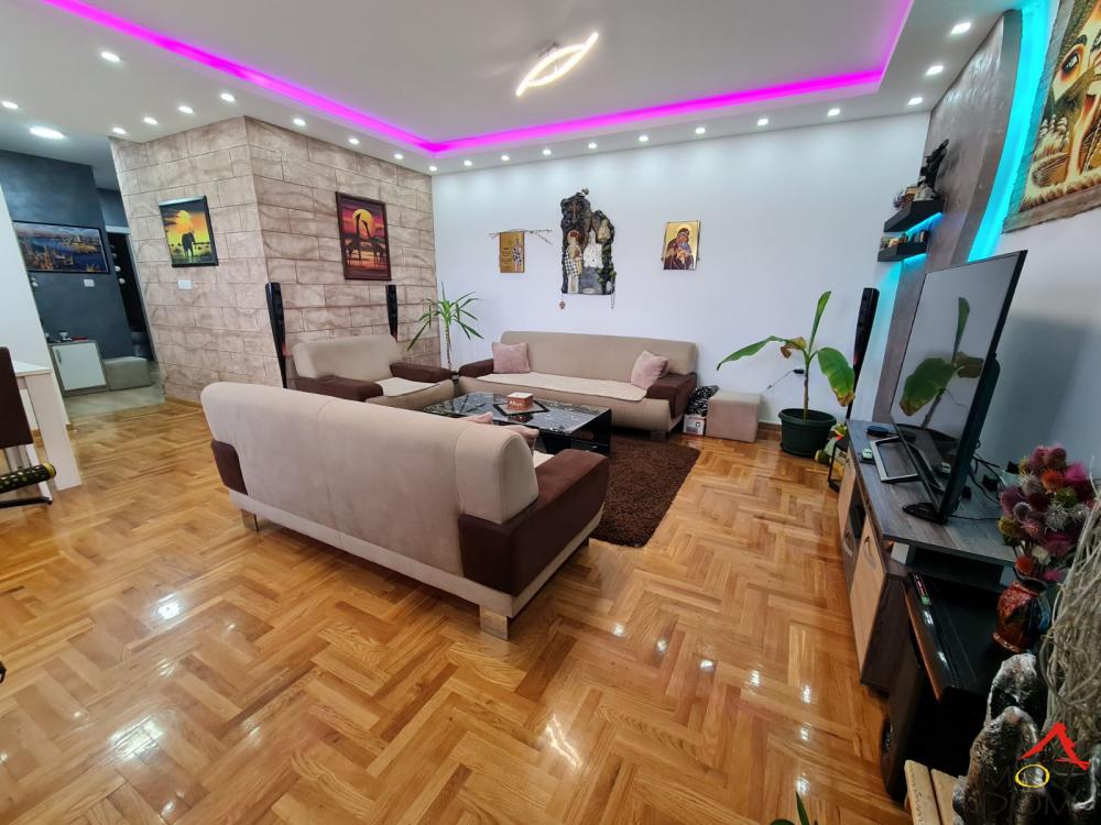 Slika 3 - Stan,NOVI SAD,SOMBORSKI BULEVAR,kv: 112, € 236900, ID: 1027770