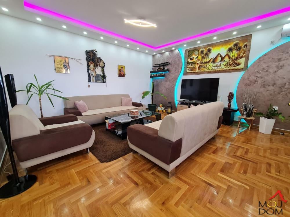 Slika 1 - Stan,NOVI SAD,SOMBORSKI BULEVAR,kv: 112, € 236900, ID: 1027770