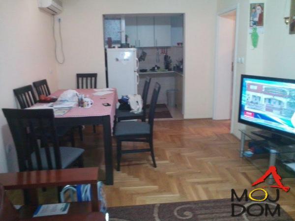 Slika 2 - Stan,NOVI SAD,PODBARA,kv: 87, € 164800, ID: 1027740