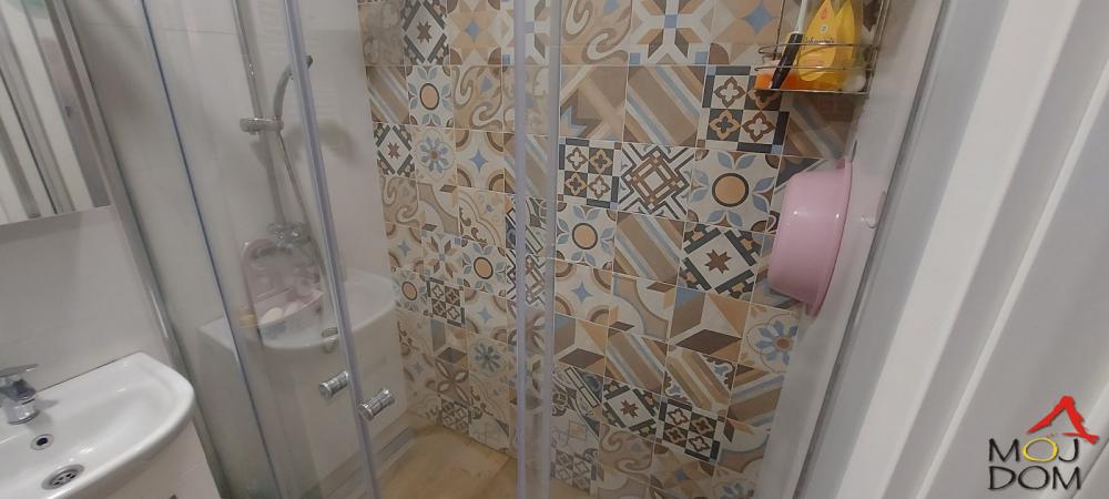 Slika 8 - Stan,NOVI SAD,ADICE,kv: 52, € 125000, ID: 1027711