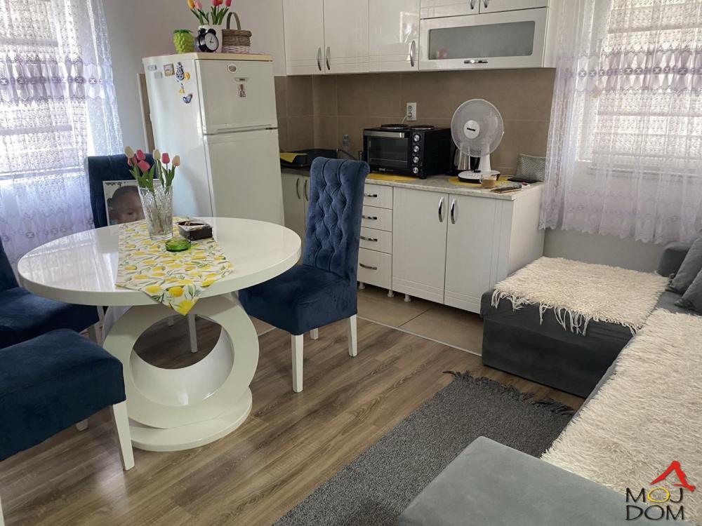 Slika 1 - Stan,NOVI SAD,ADICE,kv: 27, € 92700, ID: 1028707