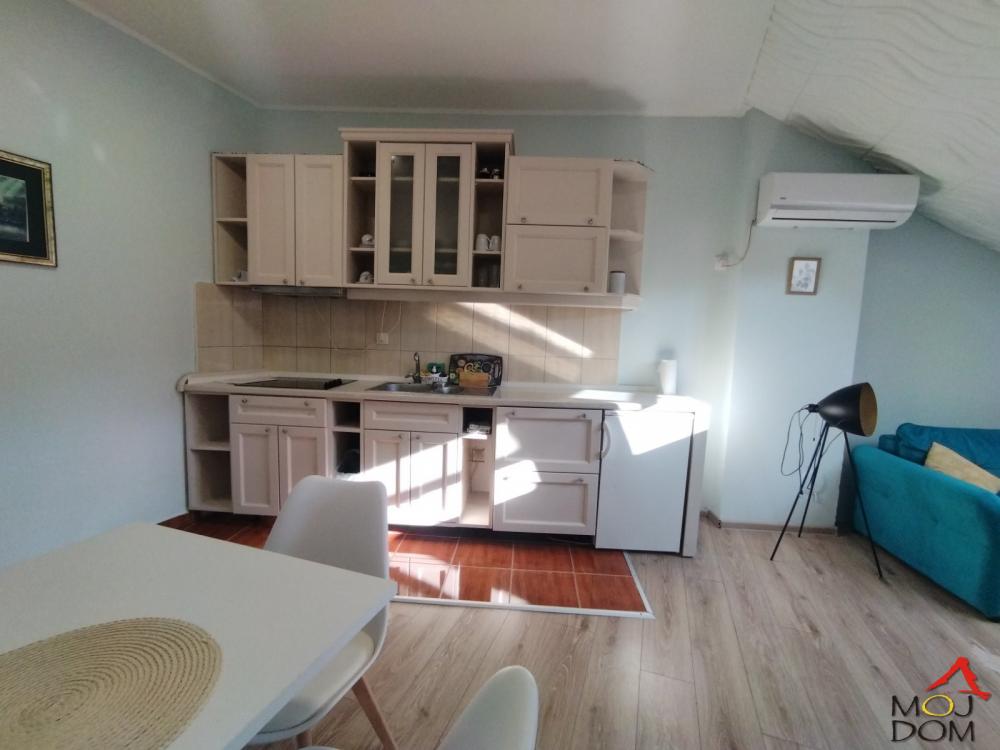 Slika 2 - Stan,NOVI SAD,CENTAR,kv: 35, € 108150, ID: 1030357