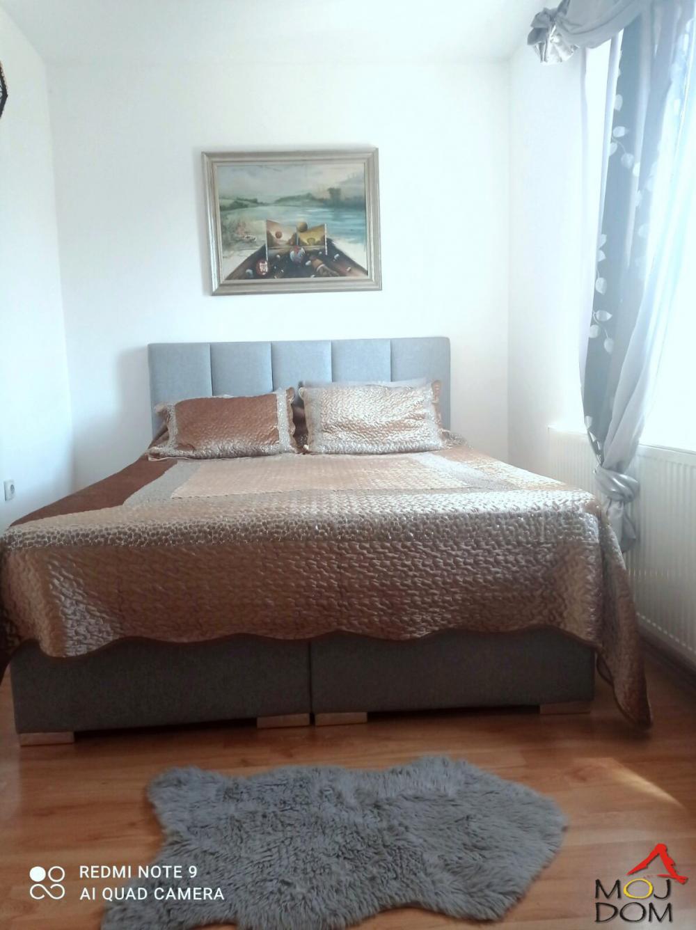 Slika 9 - Stan,NOVI SAD,BULEVAR,kv: 52, € 126700, ID: 1028342